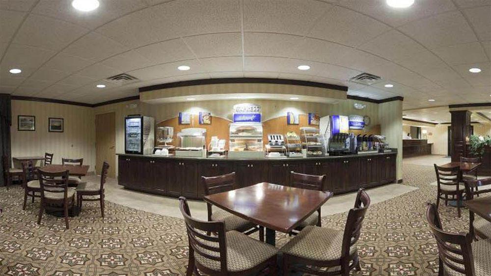 Holiday Inn Express Greensburg By Ihg Exterior foto