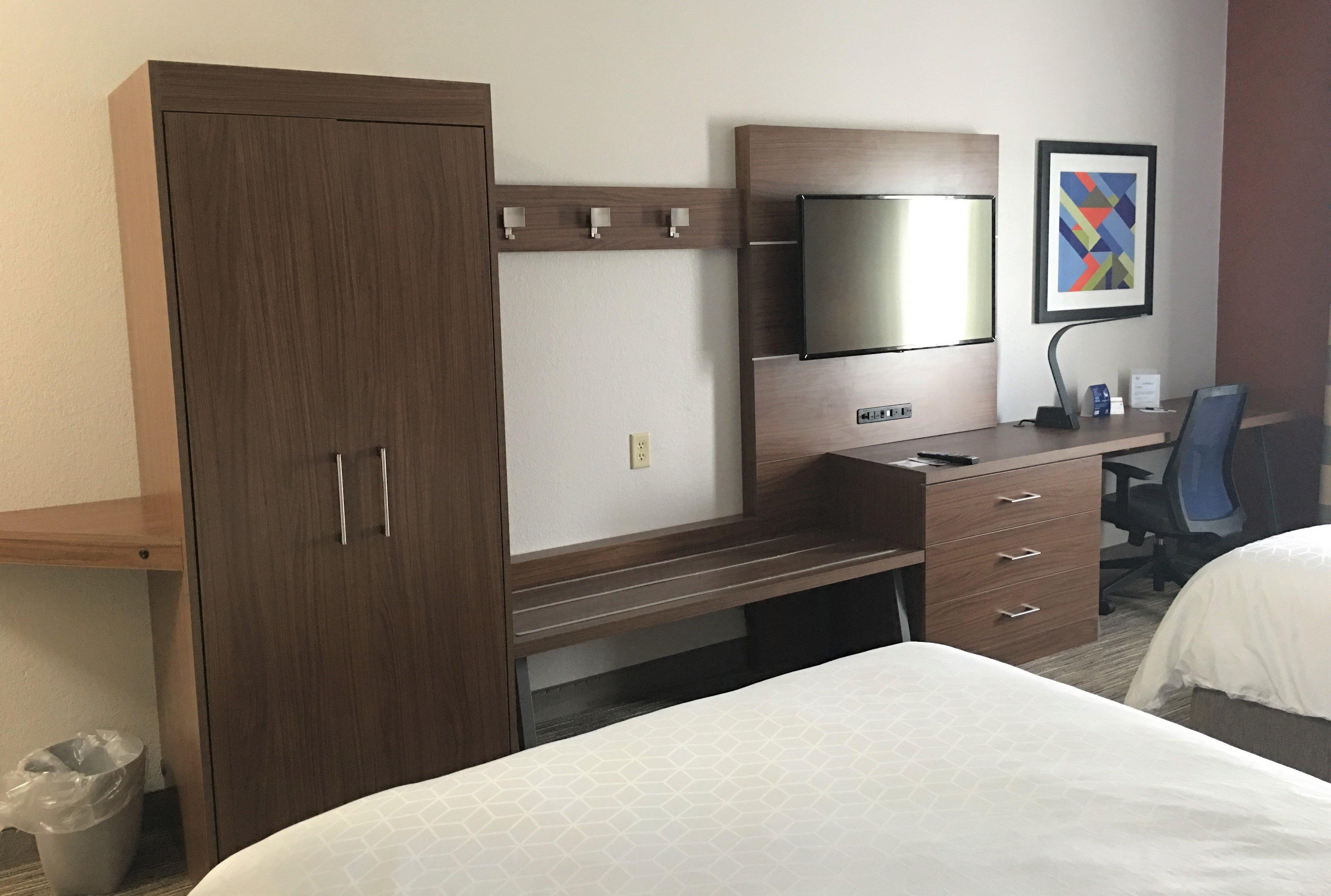 Holiday Inn Express Greensburg By Ihg Exterior foto